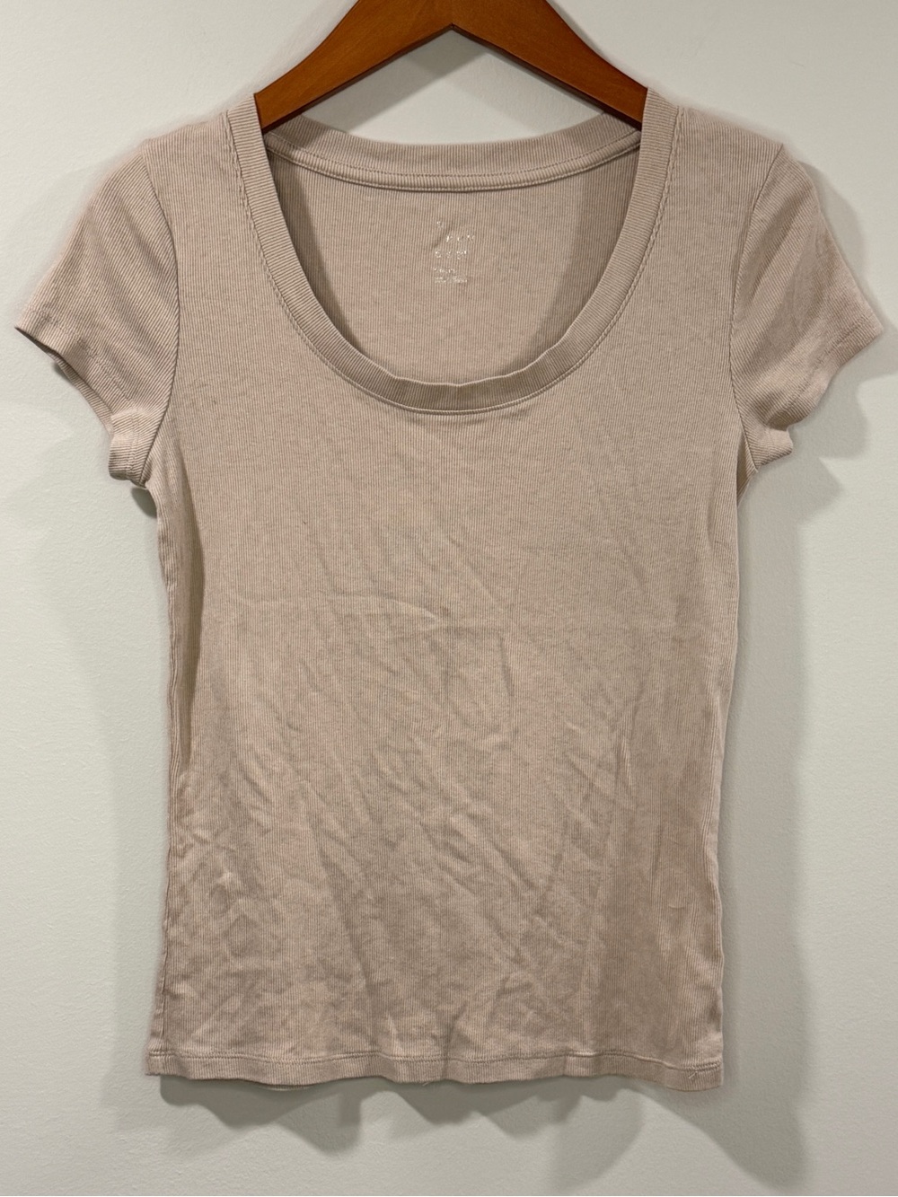 a new day Women’s Scoop Neck Short Sleeve Ribbed Tee Size M